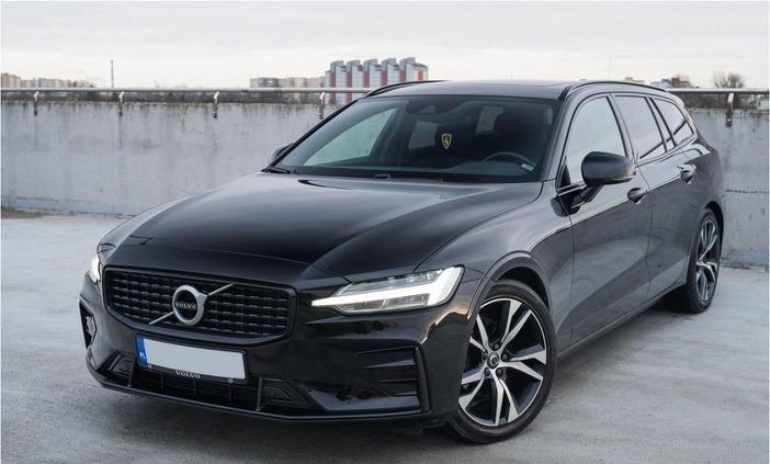 Volvo V60 cena 97900 przebieg: 155000, rok produkcji 2018 z Lublin małe 596